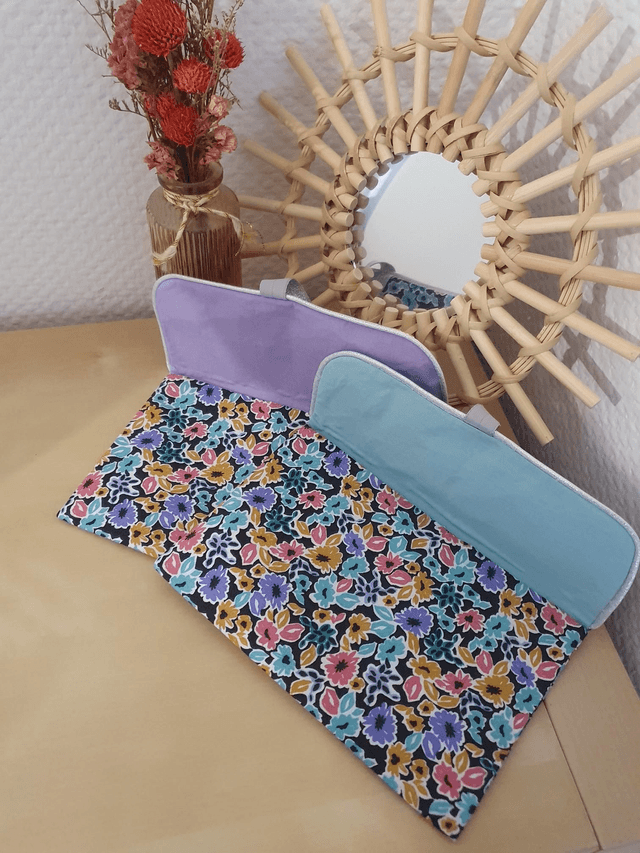 Jeannette ''Bernie'' turquoise avec passepoil