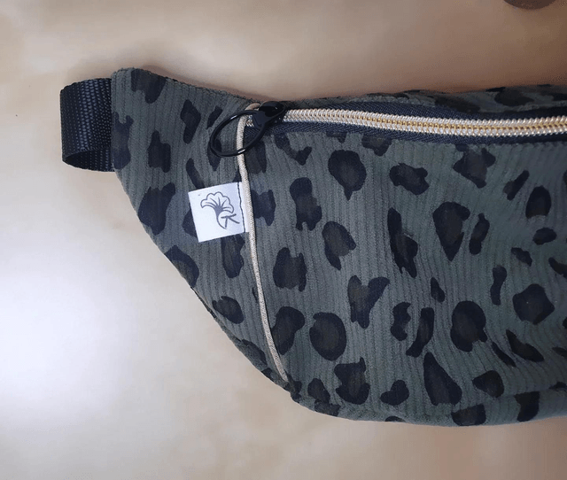 Sac banane Roger 💛 velours côtelé léopard kaki