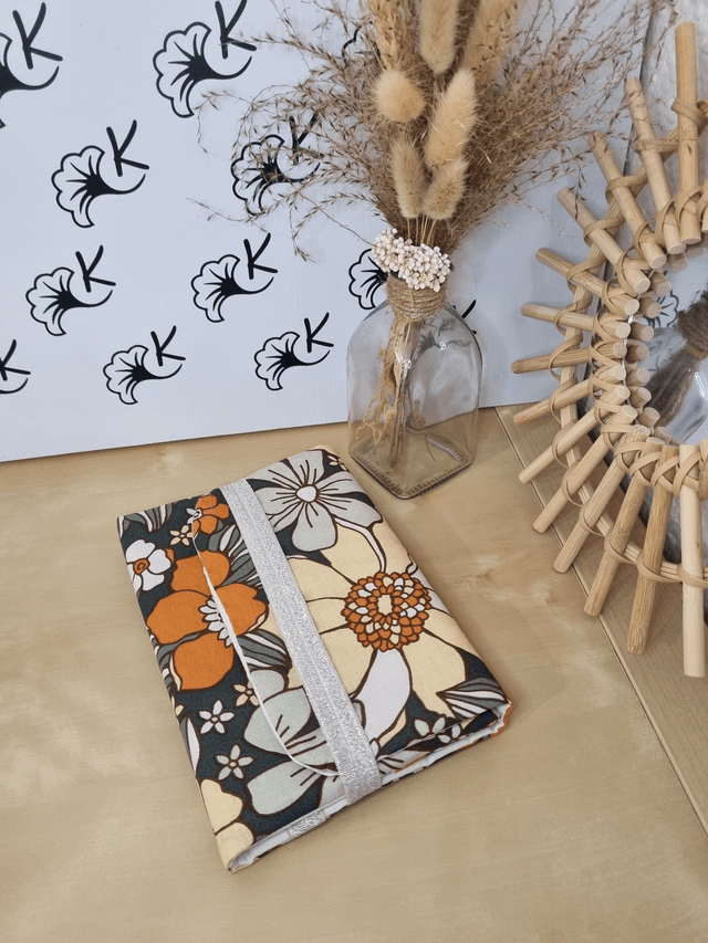 Couvre-livre universel format poche 12x18cm coton fleuri/coton uni 